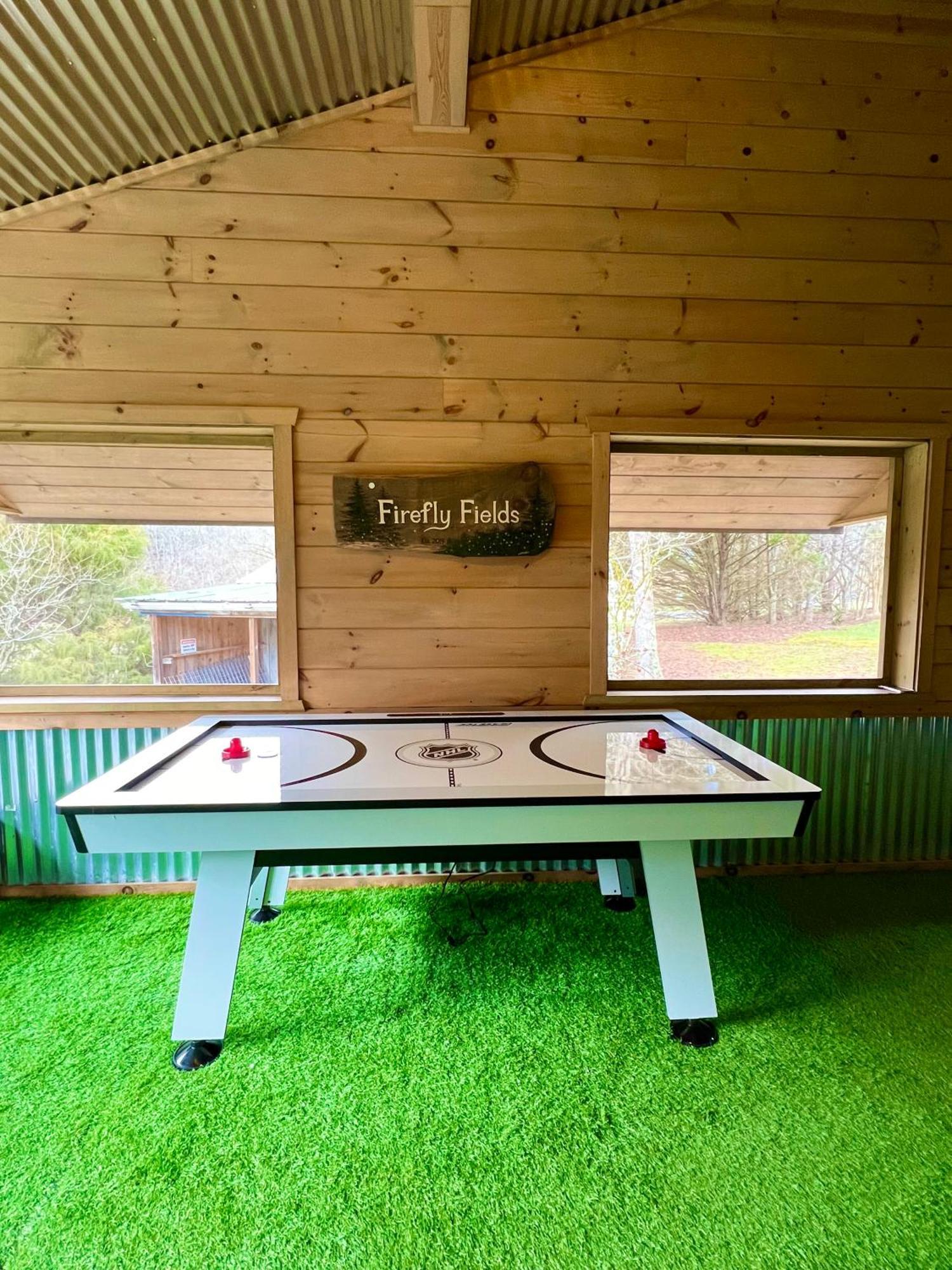Firefly Fields 2-Acres With Guest House, Game Room, Mountain & River Views Sevierville Exterior photo
