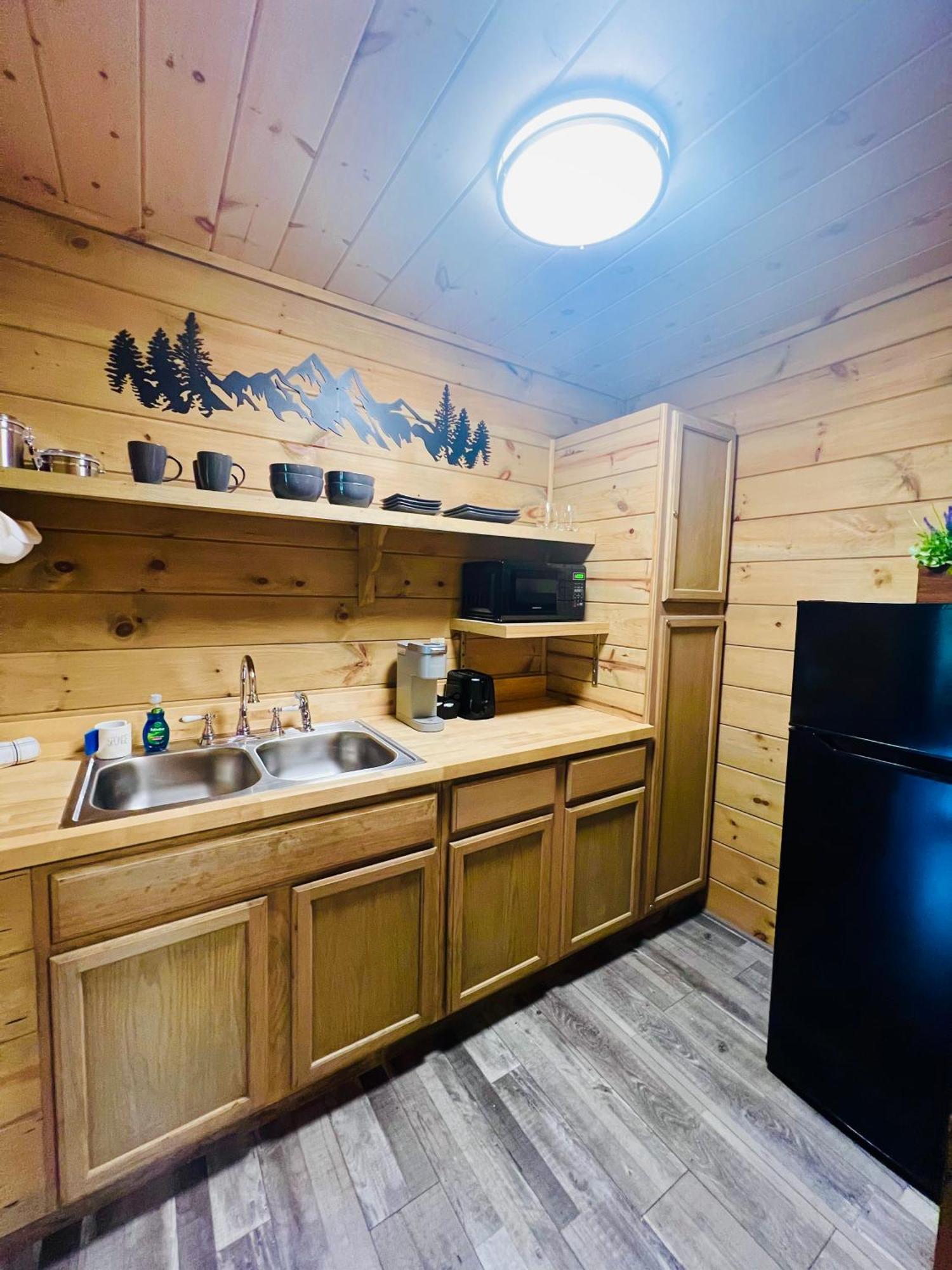 Firefly Fields 2-Acres With Guest House, Game Room, Mountain & River Views Sevierville Exterior photo